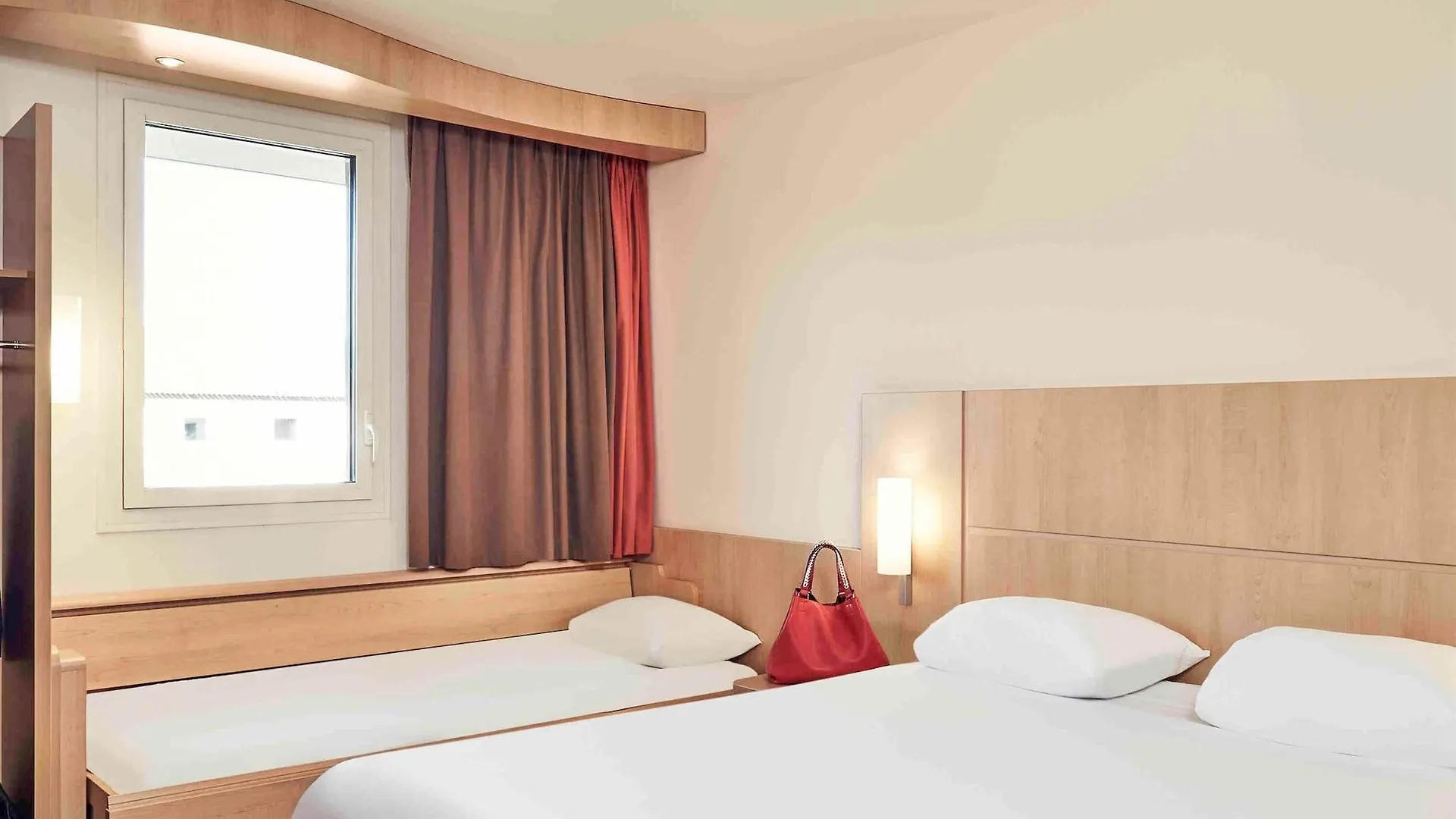 Ibis Aix En Provence Otel Aix-en-Provence
