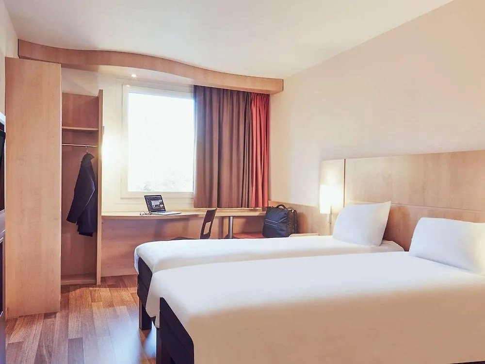 ***  Ibis Aix En Provence Hotel Aix-en-Provence France