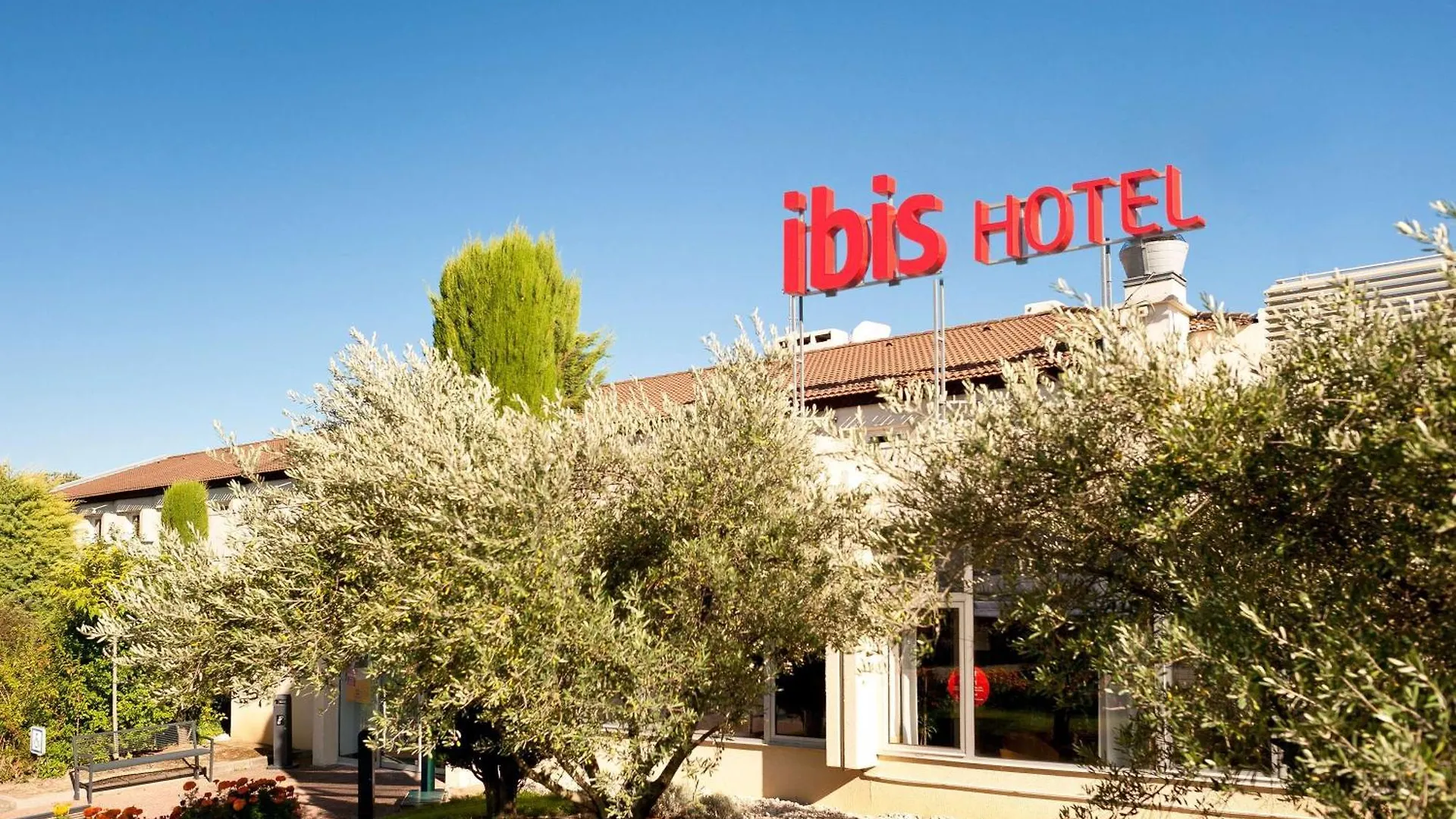***  מלון אקס-אן-פרובאנס Ibis Aix En Provence צרפת